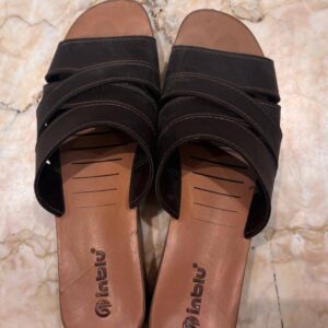 CROSS STRAP HEELS